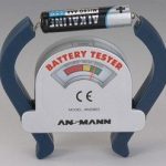 Tester baterii acumulatori